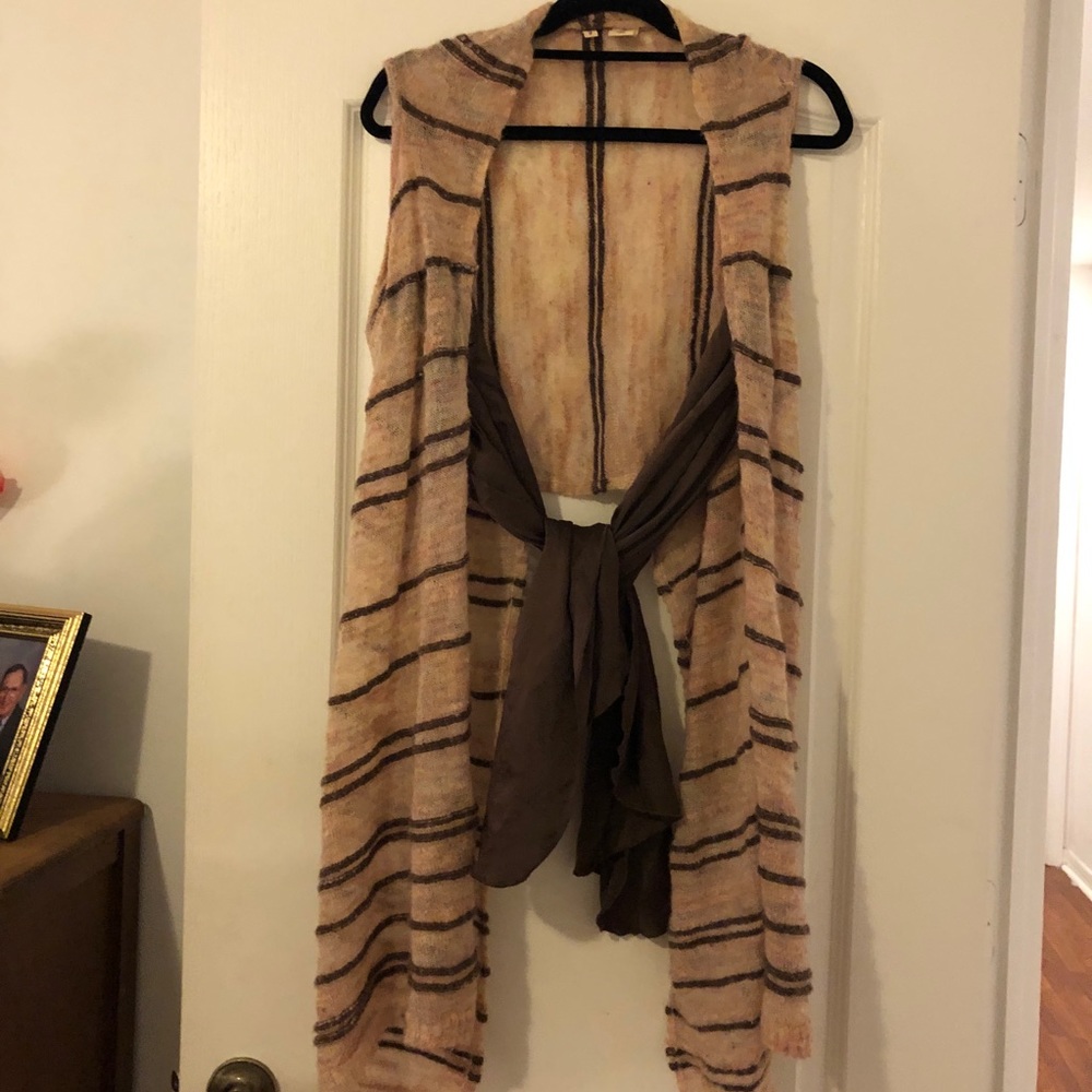 MOTH vest sweater. Pink and brown wool. From Anthropologie.